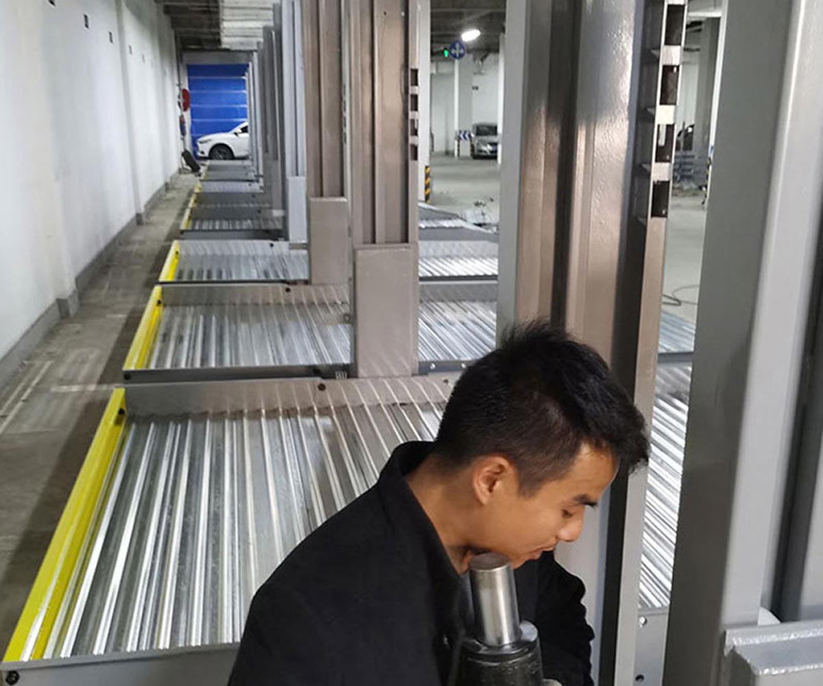 地下室升降式機(jī)械式立體車庫(kù)租賃