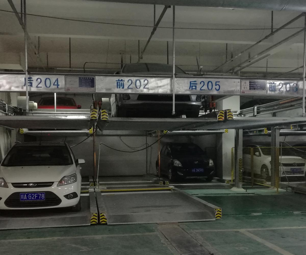 云龍兩層升降橫移式立體車庫(kù)